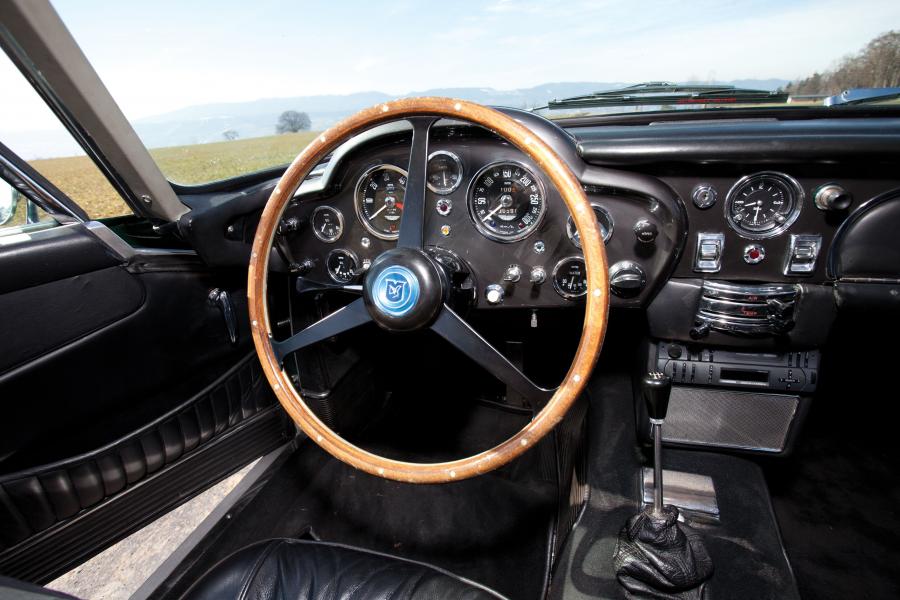 Панель приборов Aston Martin DB5 (1398/L) 1964 года  (фото 5 из 16)